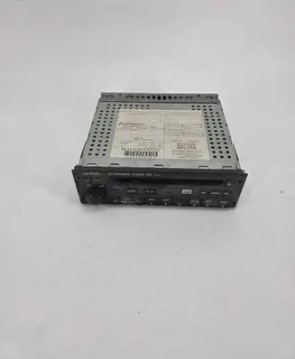 Mitsubishi Pajero Radio/CD/DVD/GPS head unit MZ312720 35158009 ME357035158009B
