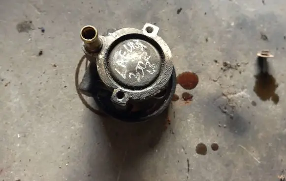 Renault Laguna II Power steering pump 8200054528