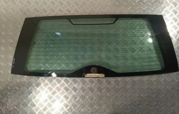 Ford Mondeo Mk III Rear windscreen/windshield window 43R001167