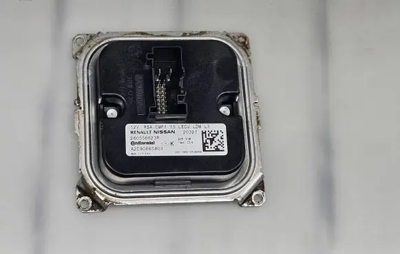 Renault Koleos II LED ballast control module 260556623R A2C90665803