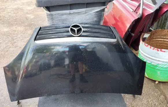 Mercedes-Benz A W168 Engine bonnet/hood 1688800083 SP3887