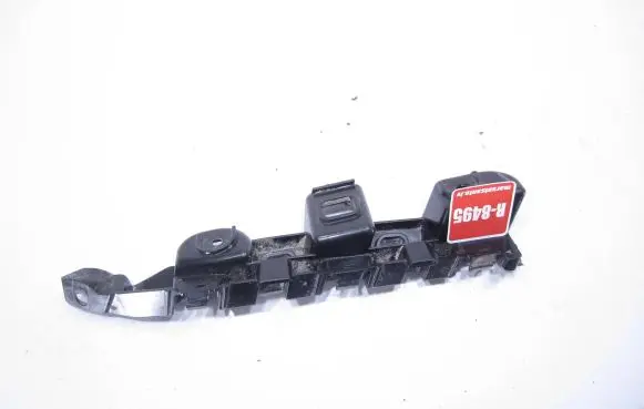 Volkswagen PASSAT B7 Front bumper mounting bracket 3AA807184