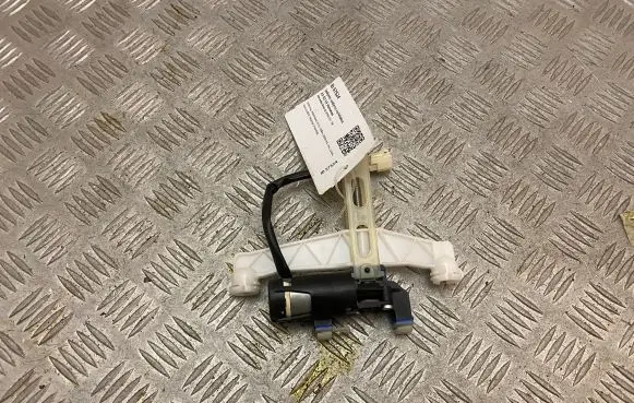 Mercedes-Benz GL X166 Seat adjustment motor A0009704226