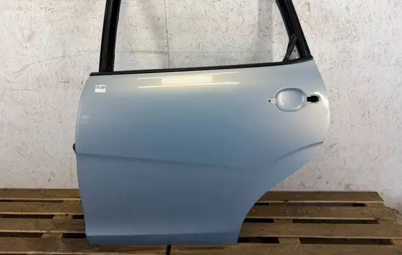 Seat Toledo III (5P) Rear door
