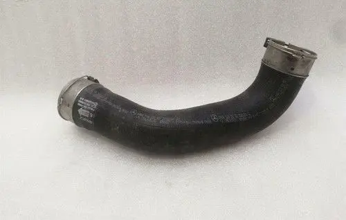 Mercedes-Benz GL X166 Intercooler pipe mounting bracket A1665280082