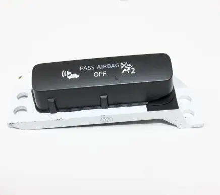 Nissan Leaf I (ZE0) Passenger airbag on/off switch 