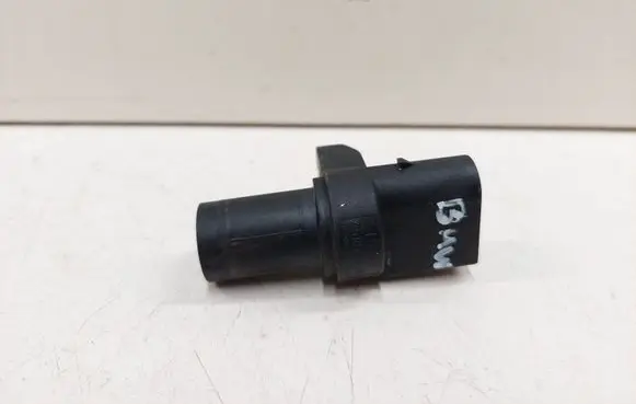 BMW X5 E53 Camshaft position sensor 751862805 7518628 324704