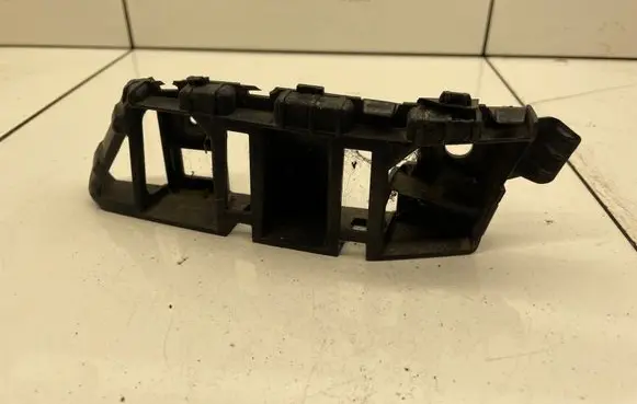 Volkswagen Tiguan Front bumper mounting bracket 5N0807183D
