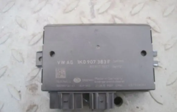 Volkswagen Amarok Tow bar trailer control unit/module 1K0907383F