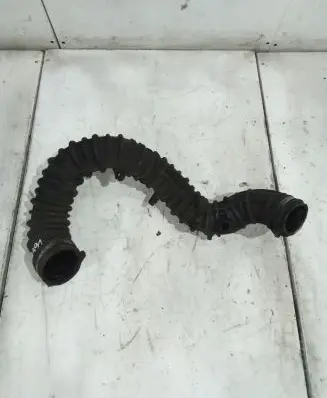 Air intake hose/pipe