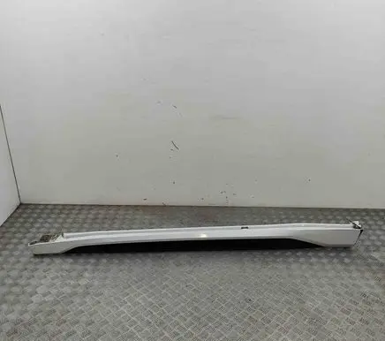 BMW iX1 Sill 5A4FFE5