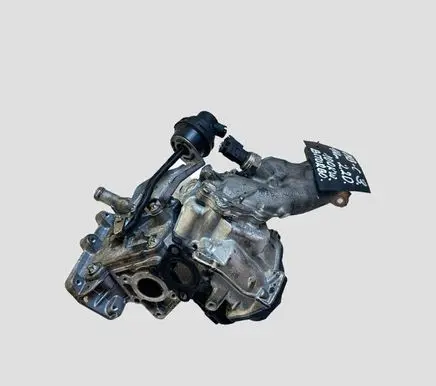 Mercedes-Benz C W204 EGR valve A6511400360 A2C53418576