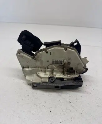 Seat Leon (5F) Rear door lock 5K4839016AF