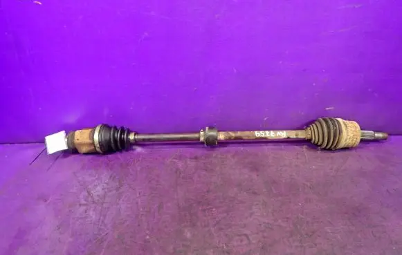 Mitsubishi Colt CZ3 Front driveshaft