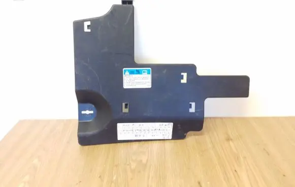 Honda FR-V Foot area side trim 77305SJDG020M1
