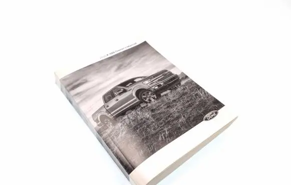 Ford F150 Owners service history hand book JL3J19G219AD