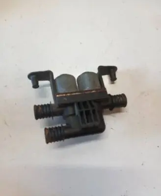 BMW X6 E71 Coolant heater control valve 6910544
