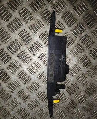 Hyundai Tucson TL Hazard light switch 93700D7800