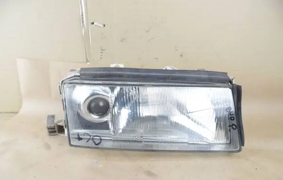 Skoda Octavia Mk1 (1U) Headlight/headlamp
