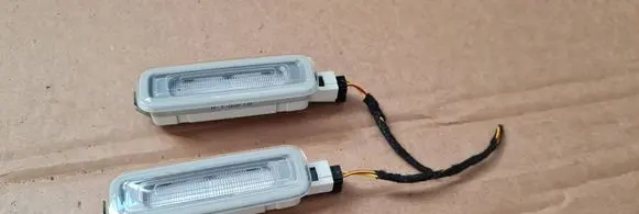 Audi A4 S4 B9 8W Front seat light 4M0947105