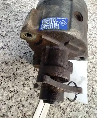 Renault Scenic I Power steering pump 7700419155 7700422619 26069257
