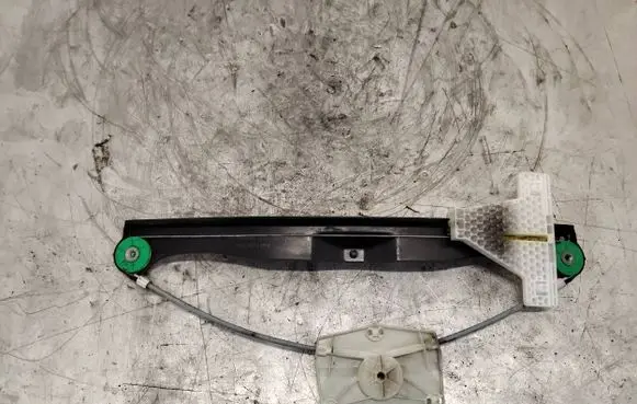 Audi A3 S3 8P Rear window lifting mechanism without motor E006079001