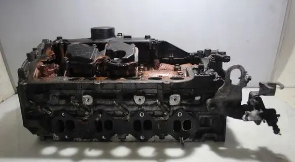 Engine head