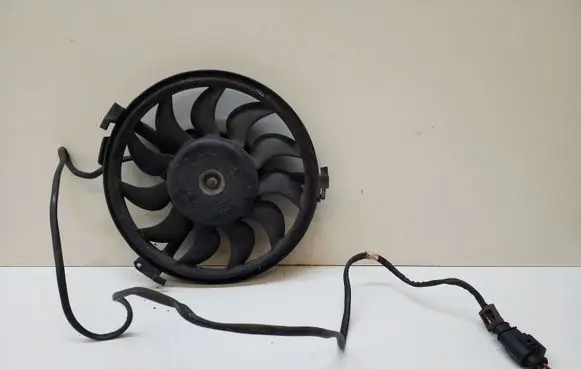 Volkswagen New Beetle Radiator cooling fan shroud EM1132 869228X
