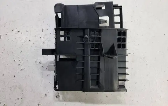 Audi Q5 SQ5 Sound amplifier holder/bracket 8R0035209B