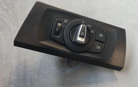 BMW 5 E60 E61 Light switch 9169405