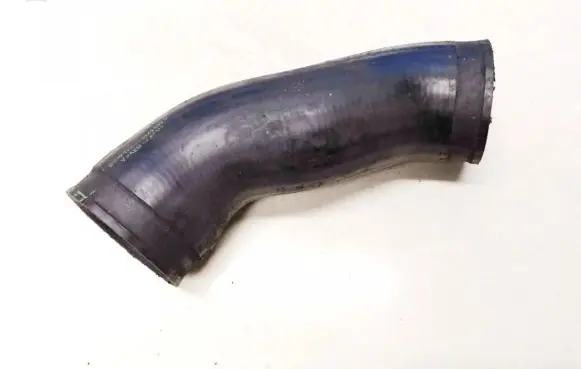 BMW 5 E39 Intercooler hose/pipe 11612249669d 11.61-2249669-d