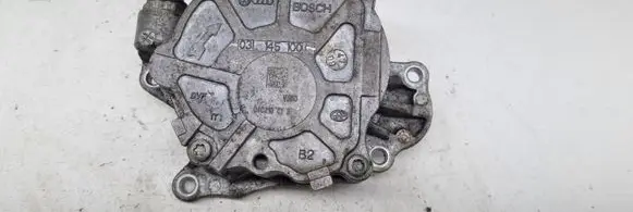 Volkswagen Golf VI Vacuum pump 03L145100