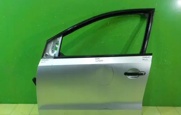 Volkswagen Polo V 6R Front door PRZOD LEWE