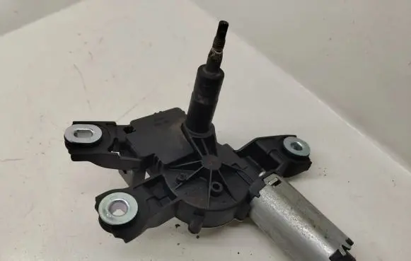Volkswagen PASSAT B6 Rear window wiper motor 3C9955711A 53032812 347394913