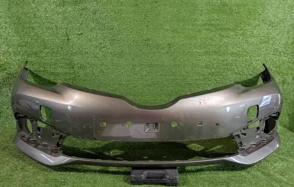 Toyota Auris E180 Front bumper 