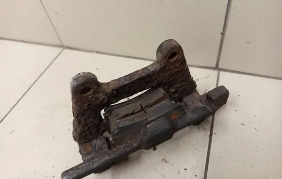 Audi A6 S6 C6 4F Brake caliper pad carrier rear 