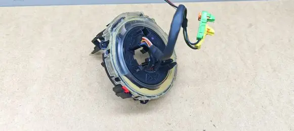 Mercedes-Benz CLS C219 Airbag slip ring squib (SRS ring) A1714640518