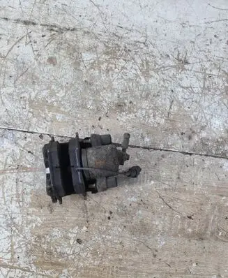 Volkswagen Golf V Front brake caliper