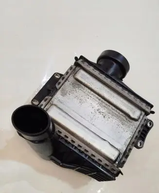 Mercedes-Benz C W205 Intercooler radiator A6510900314