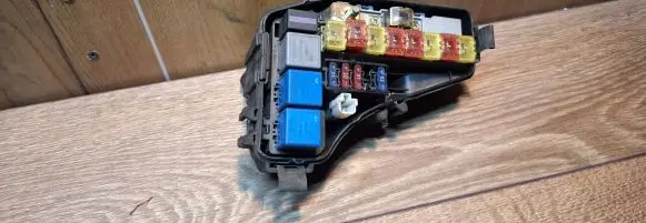 Volvo C70 Fuse box set 9128576