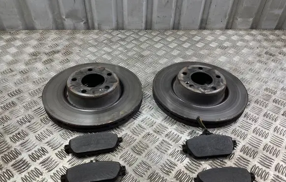 Mercedes-Benz C W205 Front brake disc 