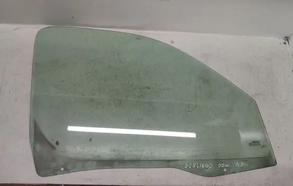 Citroen Berlingo Front door window glass four-door
