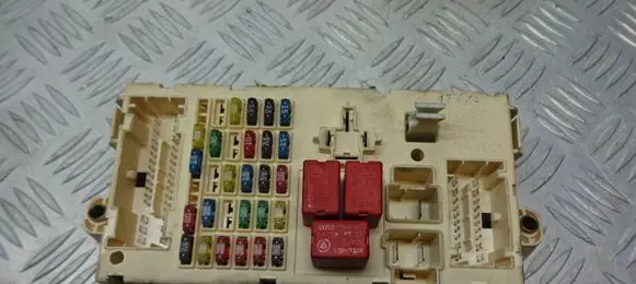 Fiat Stilo Fuse box cover 46750594