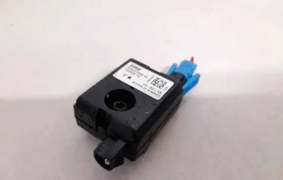 Antenna control unit