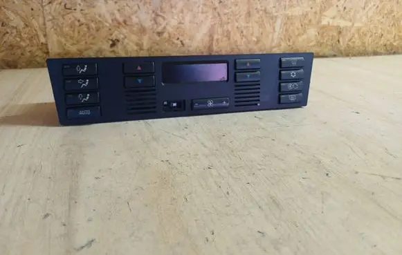 BMW 5 E39 Climate control unit 6916641 01530413 900250950002
