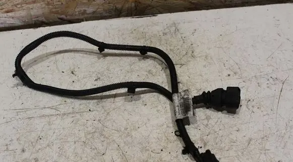 Volvo V40 Cross country EUR ISO radio connector 31350719