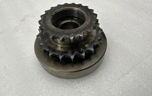 BMW 3 G20 G21 Timing chain sprocket 8594528