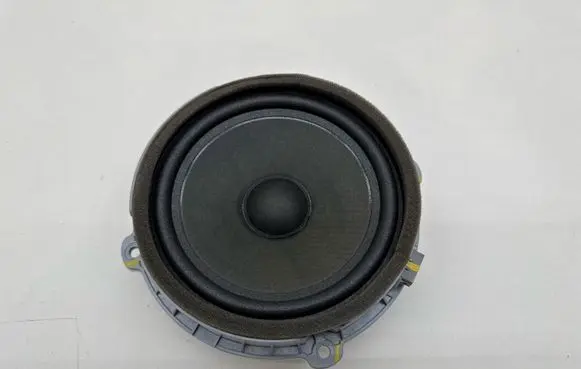 KIA Ceed Front door speaker 96330J7100