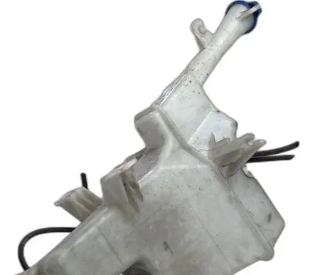 KIA Rio Windshield washer fluid reservoir/tank