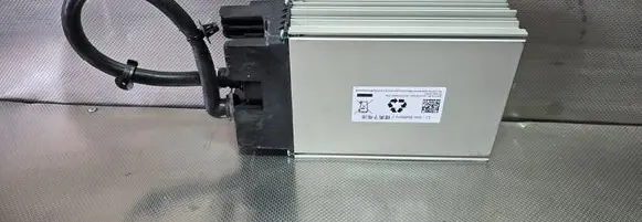 Volvo XC60 Hybrid / electric car battery 32301105